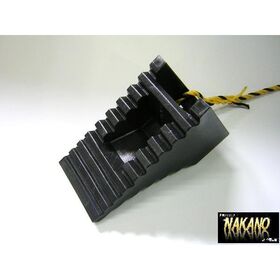 【ハイプラ歯止め　トラロープ付き　黒】 タイヤ止め　軽量型タイヤストッパー　車輪固定2